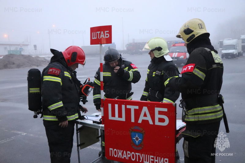 Орловские пожарные проведут учение по тушению пожара в торгово-развлекательном центре 