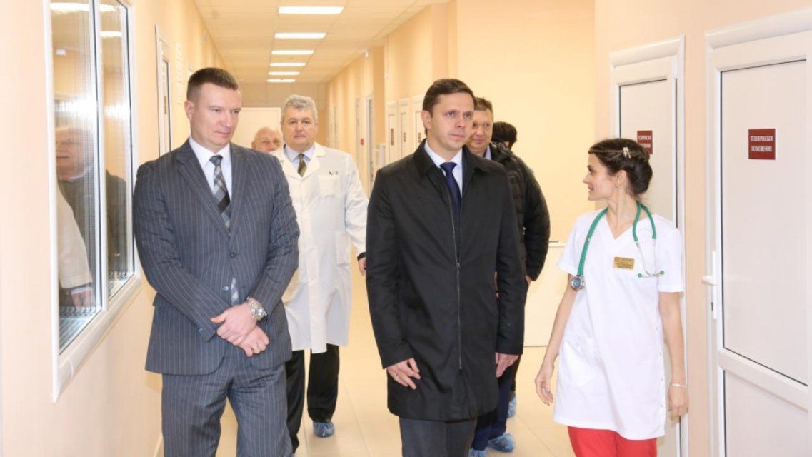 Залогин назвал рутиной проблему нехватки врачей для борьбы с COVID на Орловщине