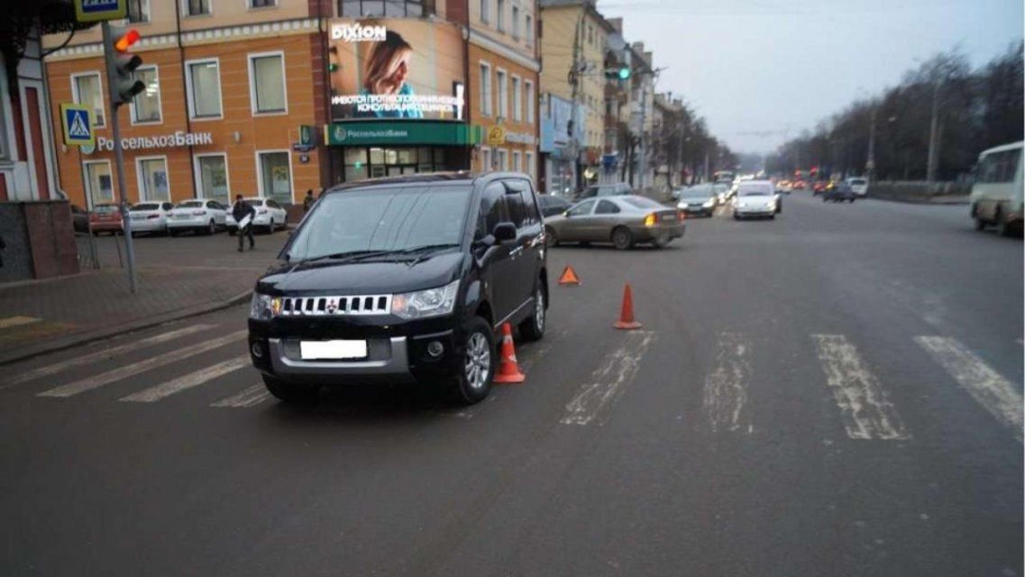 В Орле 14-летний мальчик попал под колеса внедорожника