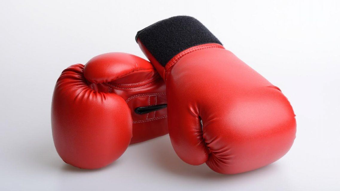 В Орле сильные девушки бросят друг другу «Осенний вызов»