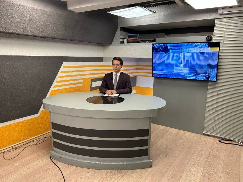 Депутаты проверили, как идут работ на станции водоподготовки, в Орле отметили День физкультурника – об этом в «Оперативном эфире»