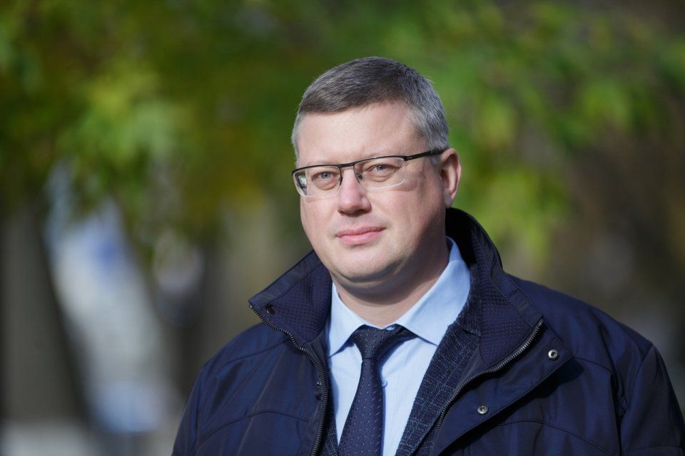 "Департамент соцзащиты в 2021 году больше реализовал себя в нападении, чем в защите": детский омбудсмен Домогатский