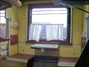 Поездка из Орловской области в плацкартных вагонах подорожала, а в купе — подешевела