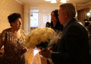 Орловчанку поздравили со 100-летием