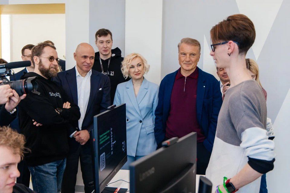Герман Греф открыл в Липецке 16-й кампус «Школы 21»