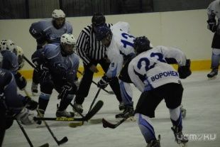 Орловчане были "сметены" воронежским "Бураном"