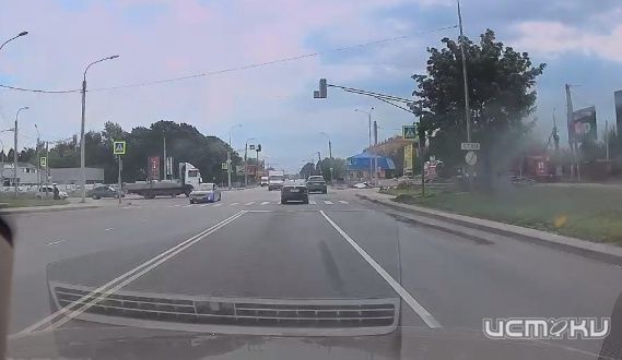 На орловском перекрестке со вчерашнего дня не работают светофоры