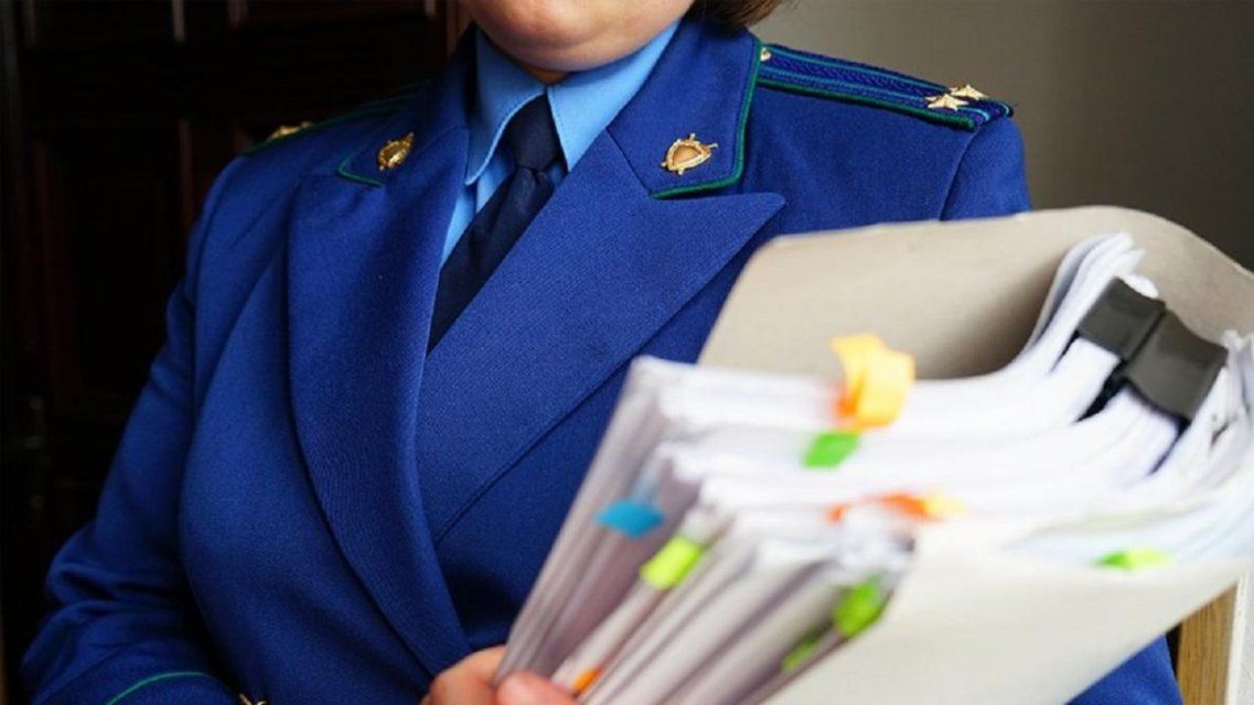 Прокуратура проверит законность прекращения социальных выплат для орловских семей