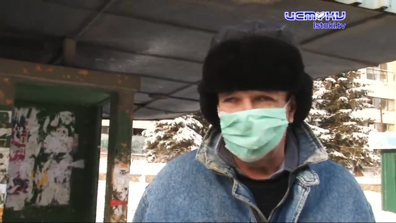 Попытки коммунальщиков очистить дороги от снега похожи на загадочные ритуалы. Тротуары на Болховском шоссе, которые обошлись в 30 млн рублей, утопают ...