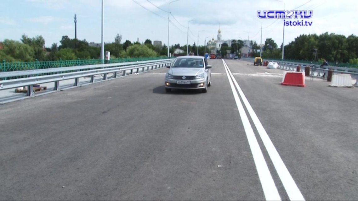 Видео: «Истоки» первыми прокатились по еще закрытому мосту Дружбы в Орле