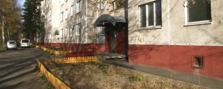 В вопросе повышения тарифов на обслуживание жилья согласия нет. Управляющая компания - за рост, общественность - против, городская власть - держит нейтралитет