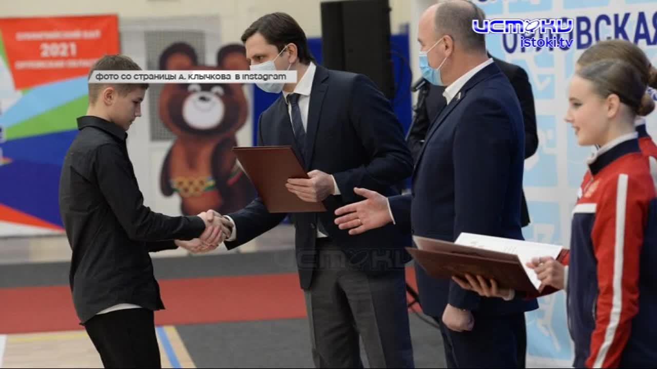 Предновогоднее онлайн-общение губернатора с пользователями соцсетей. Оно блистало позитивом так, что даже про Красный мост Клычков говорил как Дед Мор...