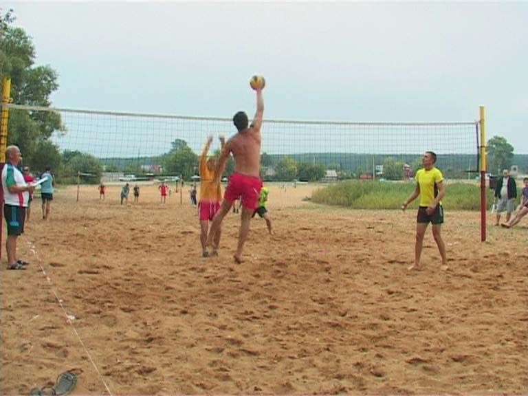 Завершился второй этап первенства города по пляжному волейболу
