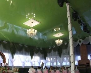 Свадебный переполох: Как организовать собственную свадьбу и не сойти с ума