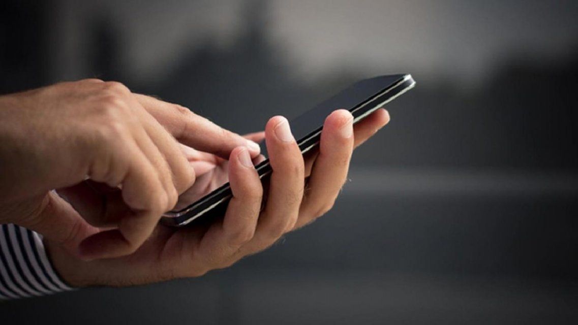 Надули дважды: 30-летний орловчанин отдал четверть миллиона лжеполицейским