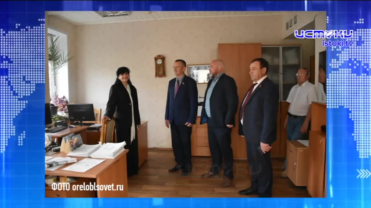 Экспресс - новости: старинный дом тонет в огромной луже