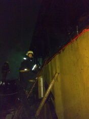 В Орле огонь уничтожил второй этаж жилого дома