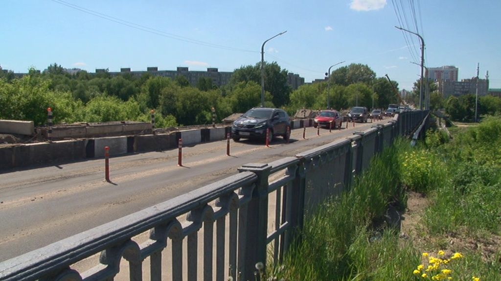 Привезенный в Орел кран не будет готов к ремонту моста Дружбы к 1 июня