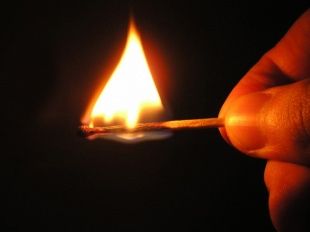 Житель Покровского района устроил пожар в доме знакомого