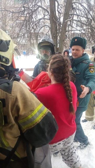 Вчера днем в квартире на Наугорке горела кладовка 