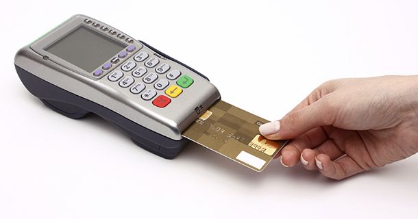 Орловчанка перевела мошенникам более 300 тыс. рублей, но вовремя опомнилась и вернула деньги