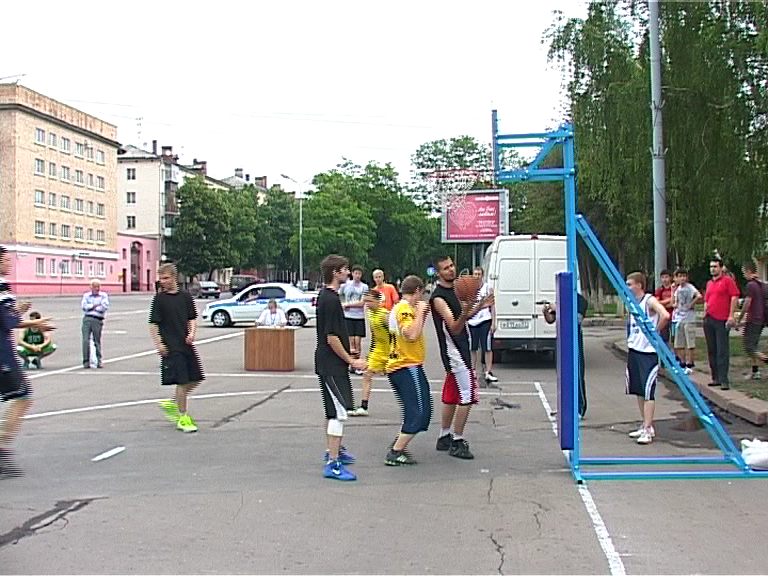 Центральная площадь примет уличных баскетболистов 