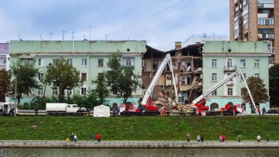 С глаз долой: в Орле обещают снести «карточный домик» к 1 мая