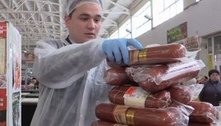Ведущий «Магаззино» нашел на орловском рынке 15 кг «просрочки»