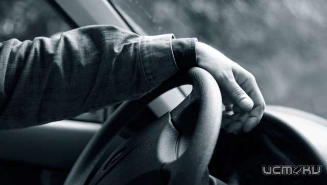 20-летний амчанин угнал у родственника автомобиль