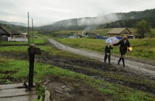  Школьников из Новотроицкого после скандала возят на учебу на машине
