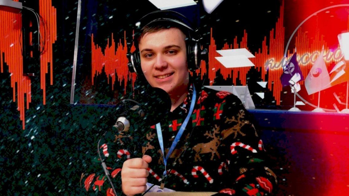 Орловский школьник провел последний звонок для всей страны