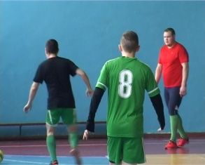 В Первенстве области по мини-футболу определился новый лидер 