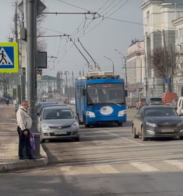 Только успевай следить. Троллейбусы №4 и 6 опять вернулись на привычные маршруты