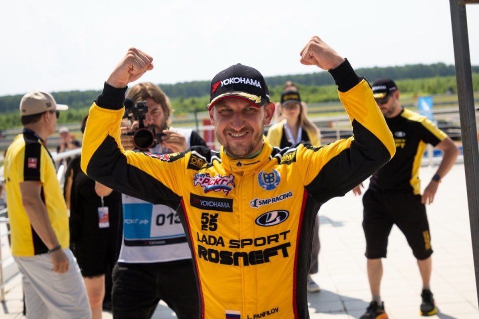 Орловский спортсмен показал класс на Российской серии кольцевых гонок