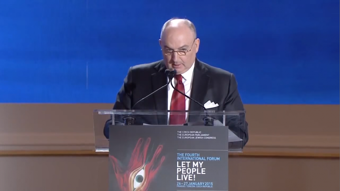 ЗАСЛУЖЕННОЕ ПРИЗНАНИЕ: ДОСТИЖЕНИЯ И НАГРАДЫ ВЯЧЕСЛАВА МОШЕ КАНТОРА