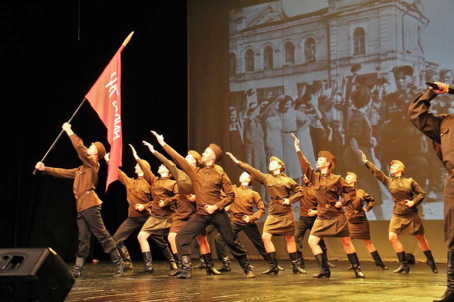 В Орле показали «Войну и мир глазами детей»