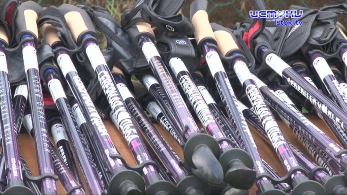 Палки в руки — и вперед! В Орле набирает популярность скандинавская ходьба