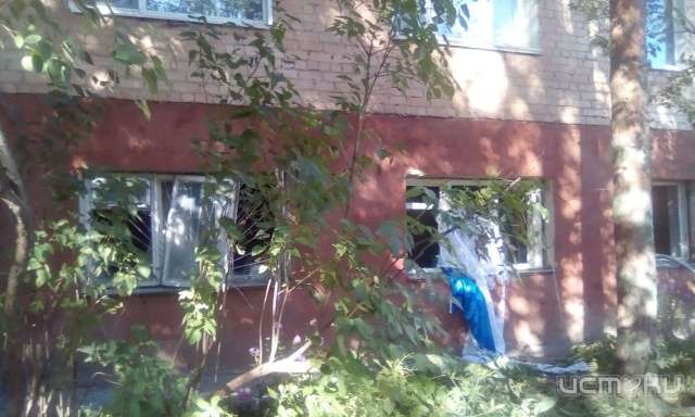 Взрыв в пятиэтажке на ул. Красноармейской в Орле: фото с места ЧП