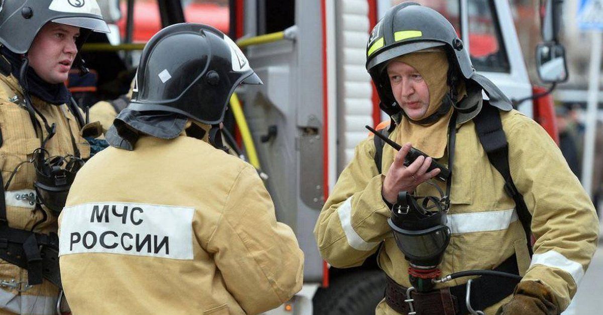 В Орле гараж едва не стал причиной пожара в жилом доме