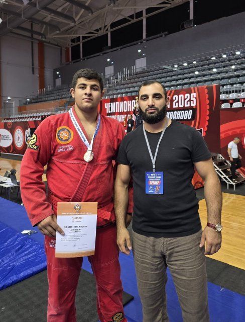Орловский спортсмен Лаврент Оганнесян стал бронзовым призером чемпионата России по грэпплингу