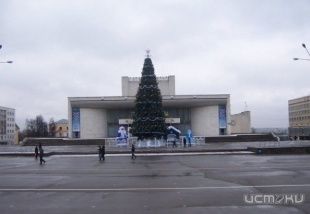 Когда главная ёлка Орла засверкает огнями?