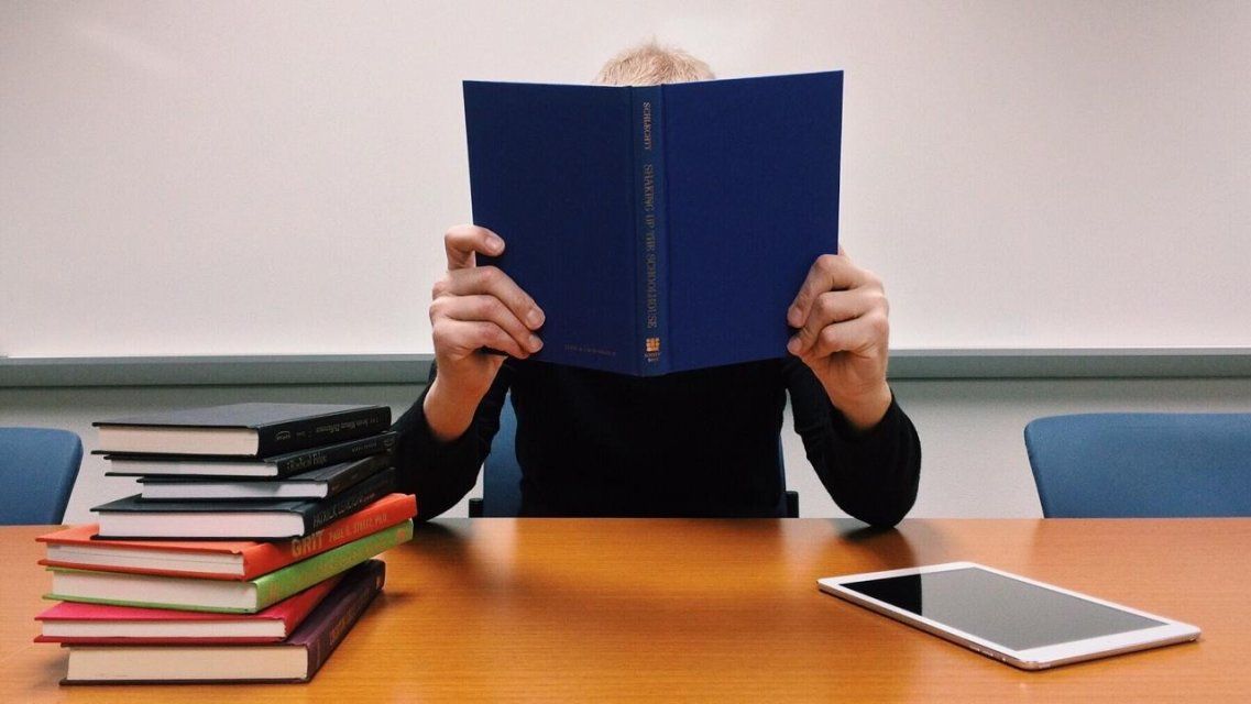 На Орловщине значительно подорожало обучение в частных школах и вузах