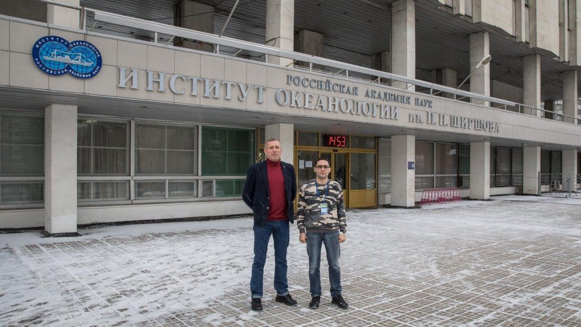 Без моря, но с наградами: орловских дайверов отметили памятными знаками