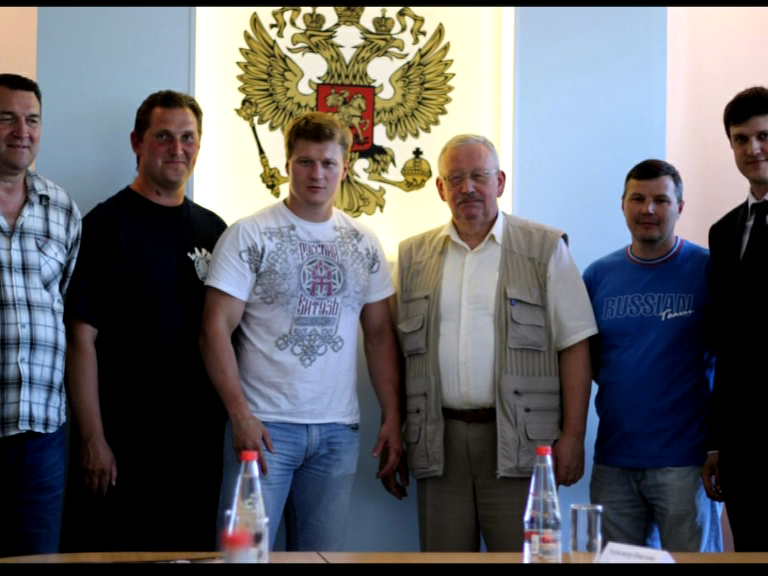 Олимпийский чемпион, Александр Поветкин, посетил Орел