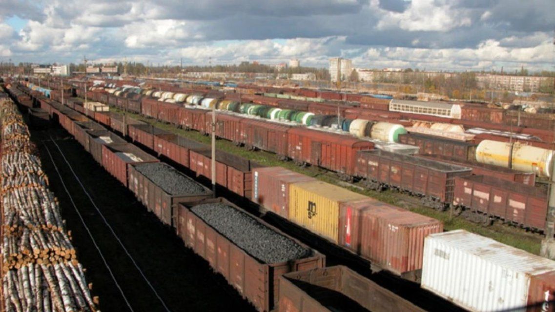 Около 30 тысяч тонн продовольствия отправлено с орловских станций в мае