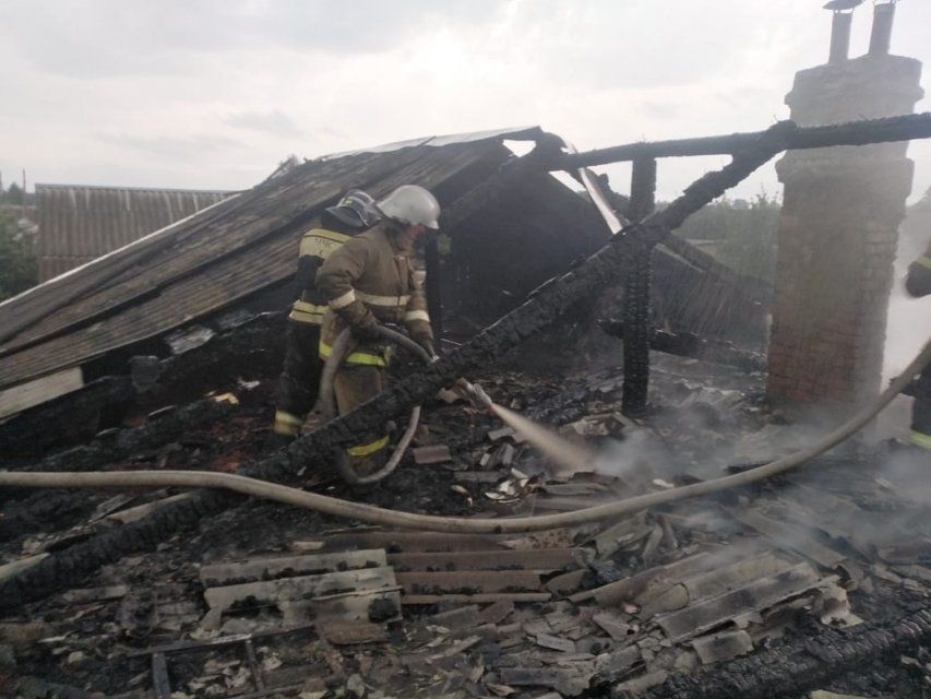 За прошедшие сутки орловских сотрудников МЧС вызывали 25 раз