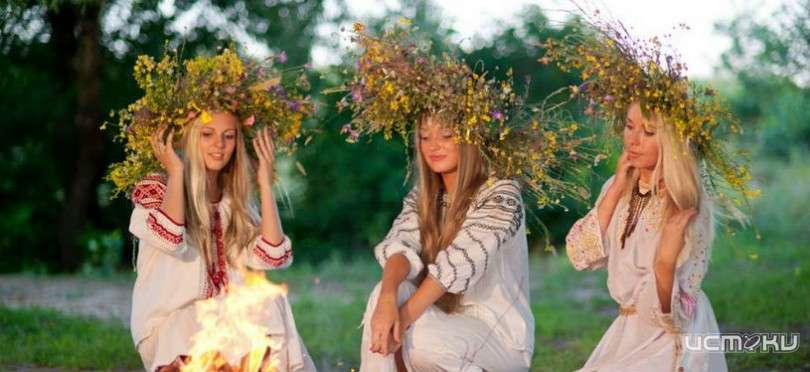 В «Бунинке» начала работу выставка ко Дню Святой Троицы