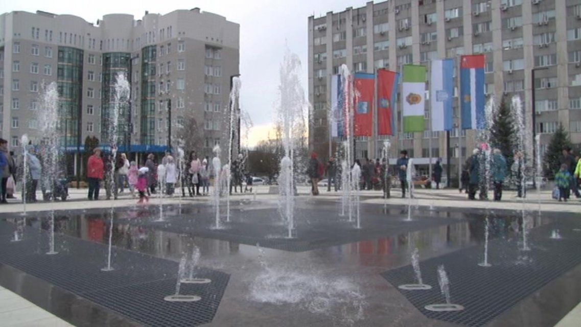 Орловские «шумахеры» заплатят за ремонт фонтана на площади Содружества