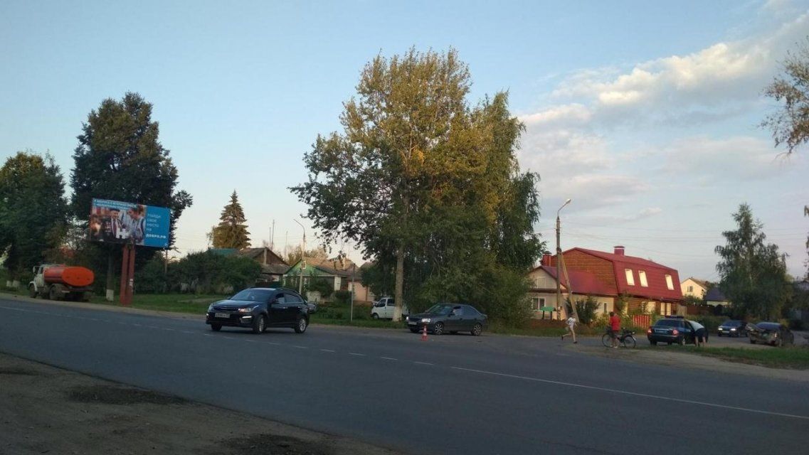 На перекрестке во Мценске не разъехались мотоцикл и «Ниссан»