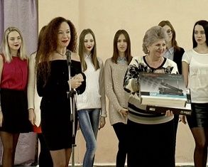 Участницы конкурса «Мисс Орел-2015» навестили ребят из Некрасовской школы-интерната 